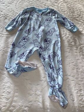 Bluey Unisex Infant Printed Baby One-Piece Footed Sleeper EUC 18m